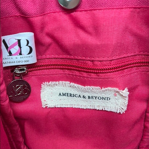 American & Beyond | Pink Butterfly Beaded Tote/Bucket Bag w/Crossbody Strap - Picture 11 of 16